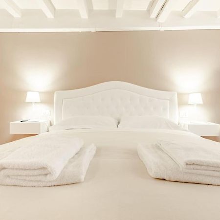 Amazing Apartment In Piazza Santa Croce Firenze Экстерьер фото