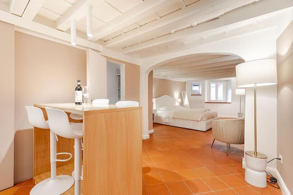 Amazing Apartment In Piazza Santa Croce Firenze Экстерьер фото