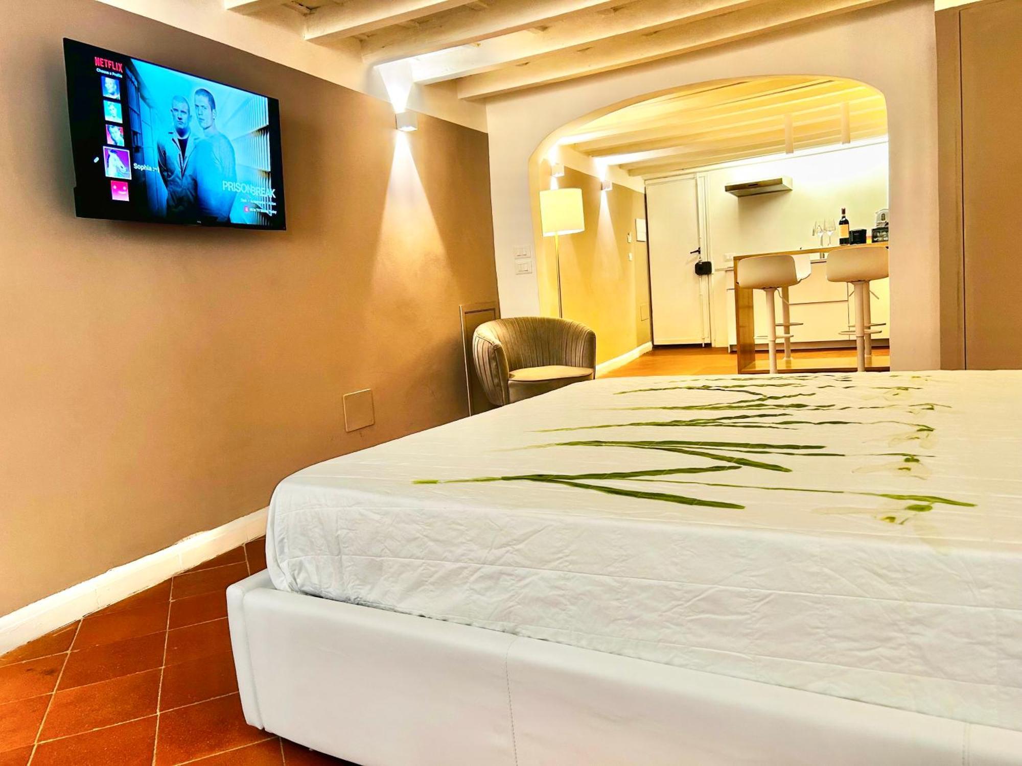 Amazing Apartment In Piazza Santa Croce Firenze Экстерьер фото